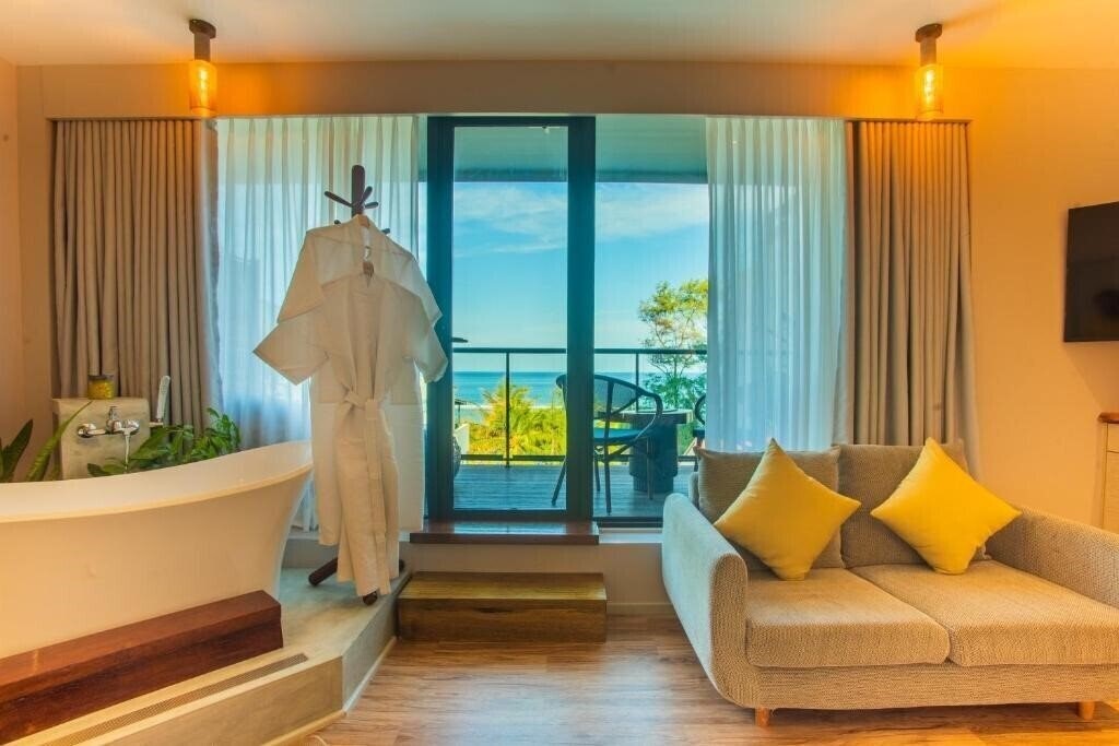 Картинка Coconut Tree Hulhuvilla Beach 4*