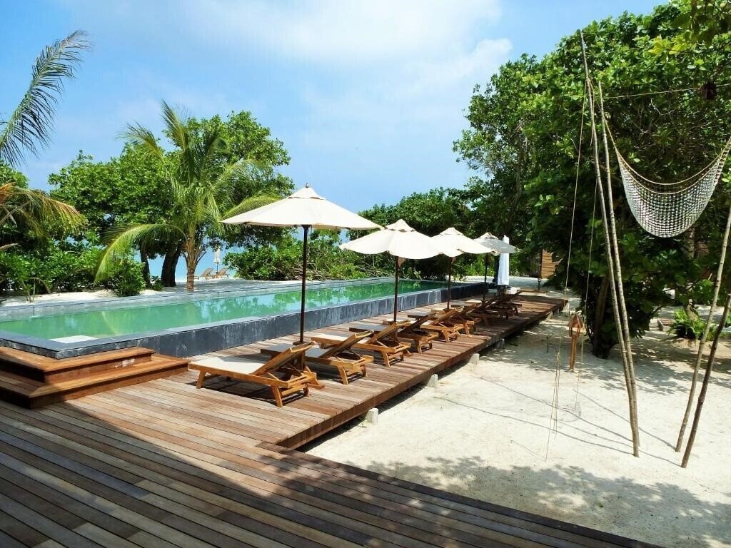 Изображение The Barefoot Eco Hotel 4*