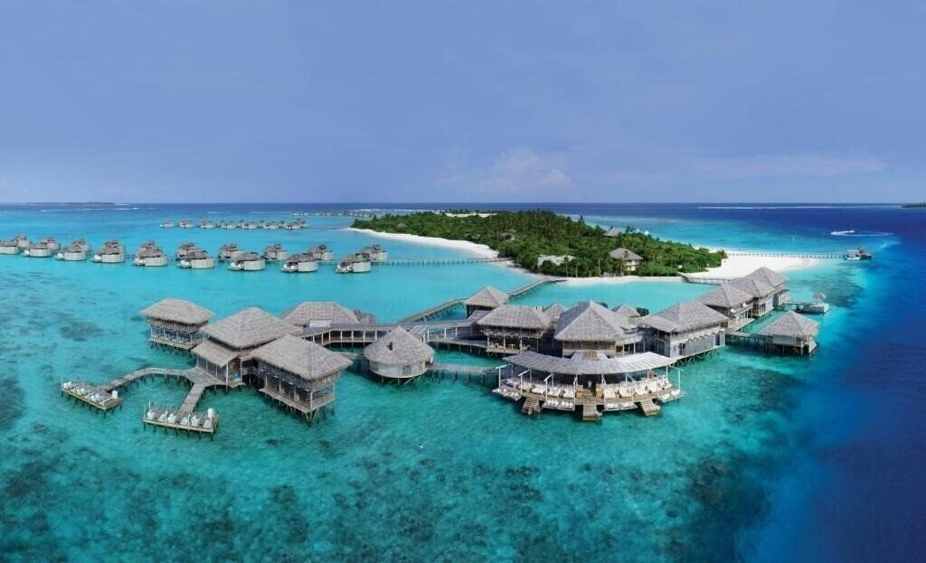 Отель Six Senses Laamu Olhuveli Island 5*