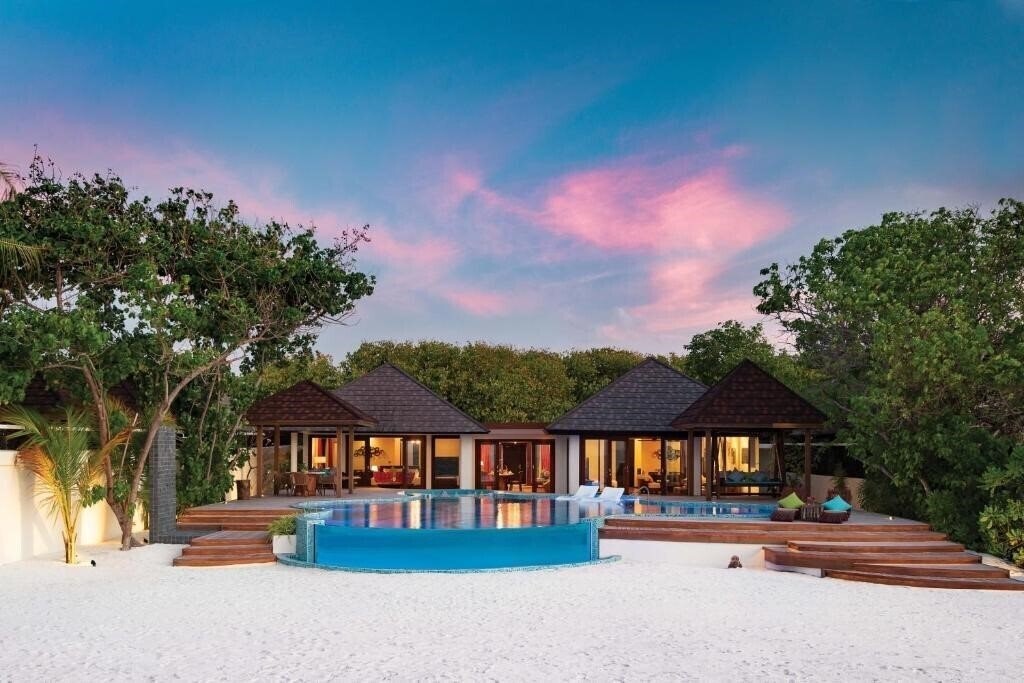 Зображення Atmosphere Kanifushi Maldives 5*