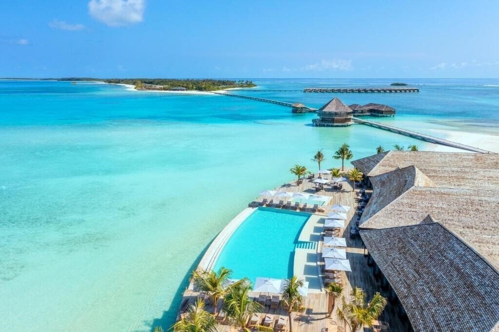Отель Jawakara Islands Maldives 5*