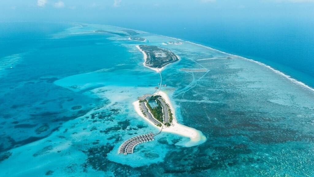 Отель Jawakara Islands Maldives 5*