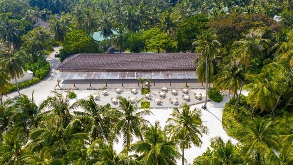 Картинка Fiyavalhu Maldives 4*
