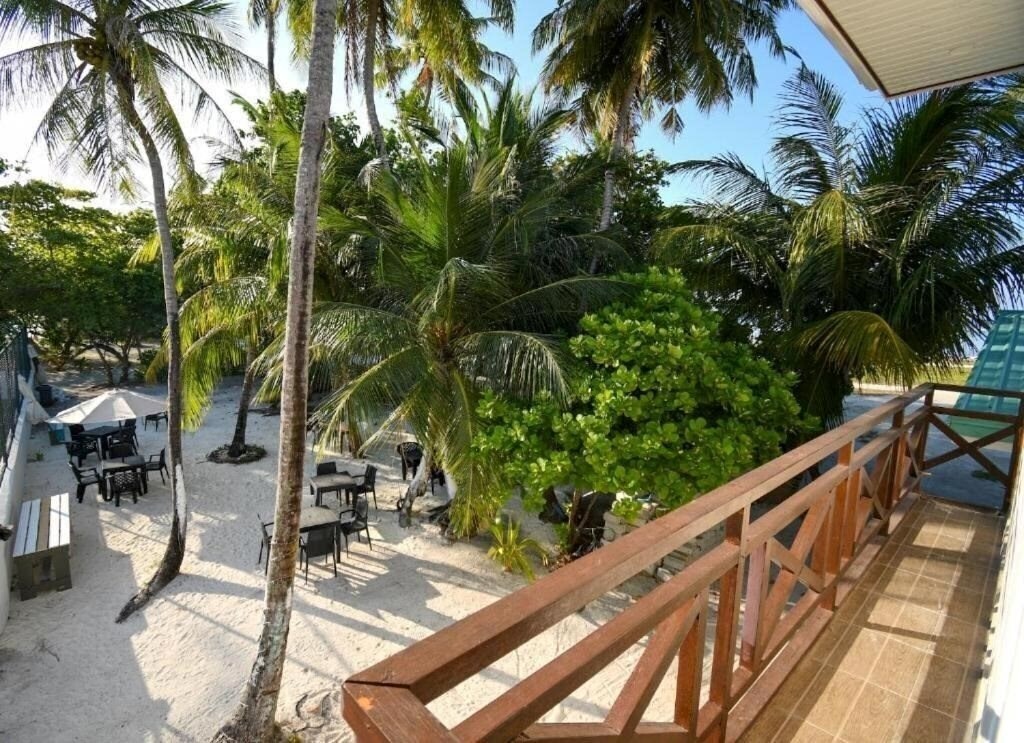 Фото Wave Crest Retreat Thulusdhoo 3*