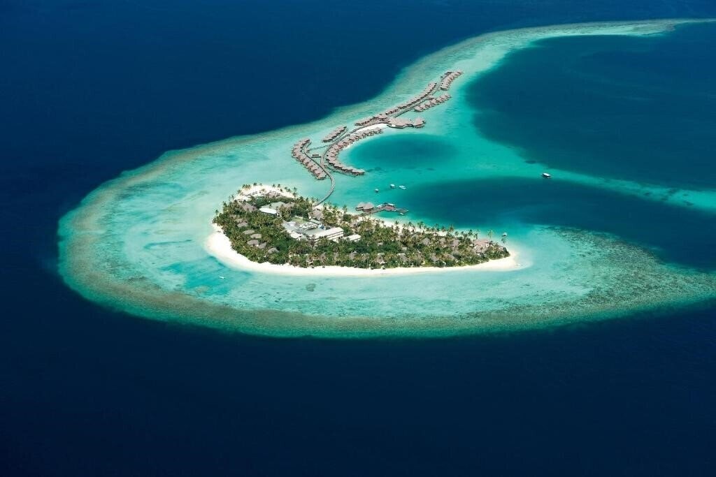 Отель Constance Halaveli Resort 5*