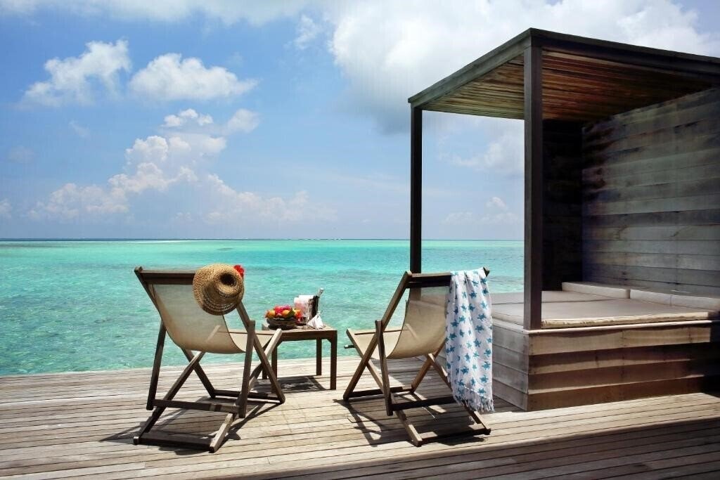 Фотографія Gangehi Island Resort 5*