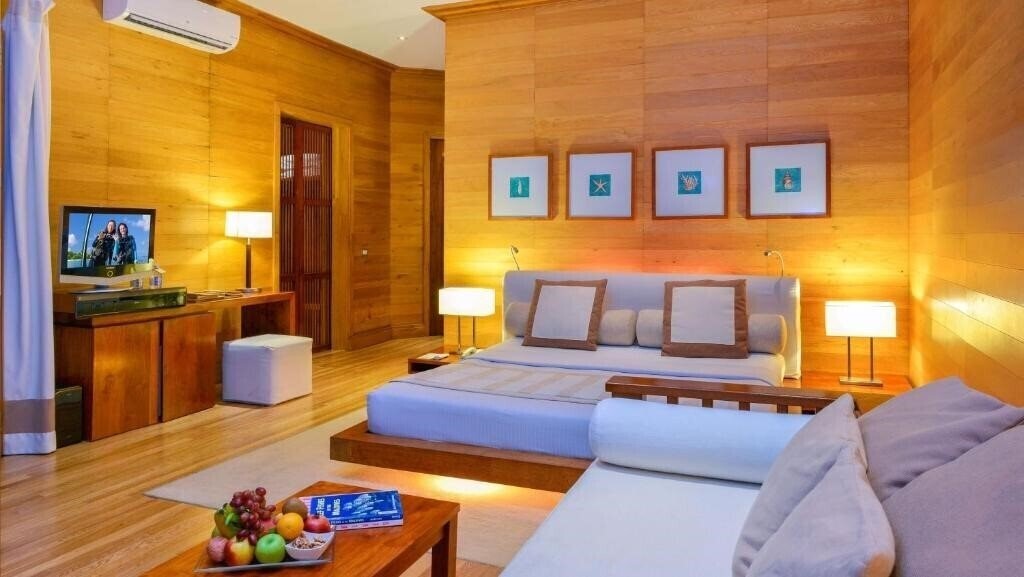 Картинка Adaaran Prestige Water Villas 5*