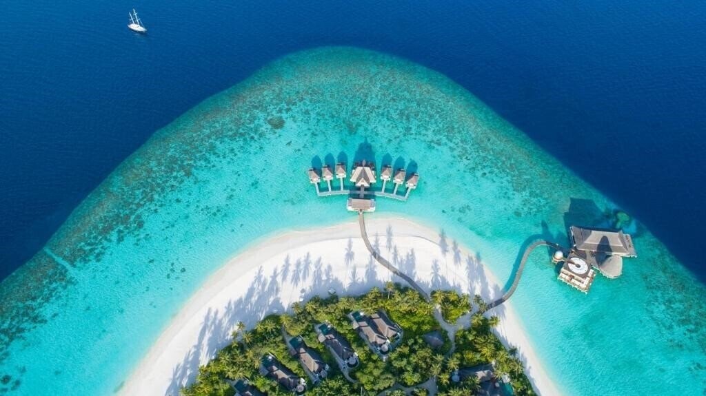 Фото Anantara Kihavah Villas 5*