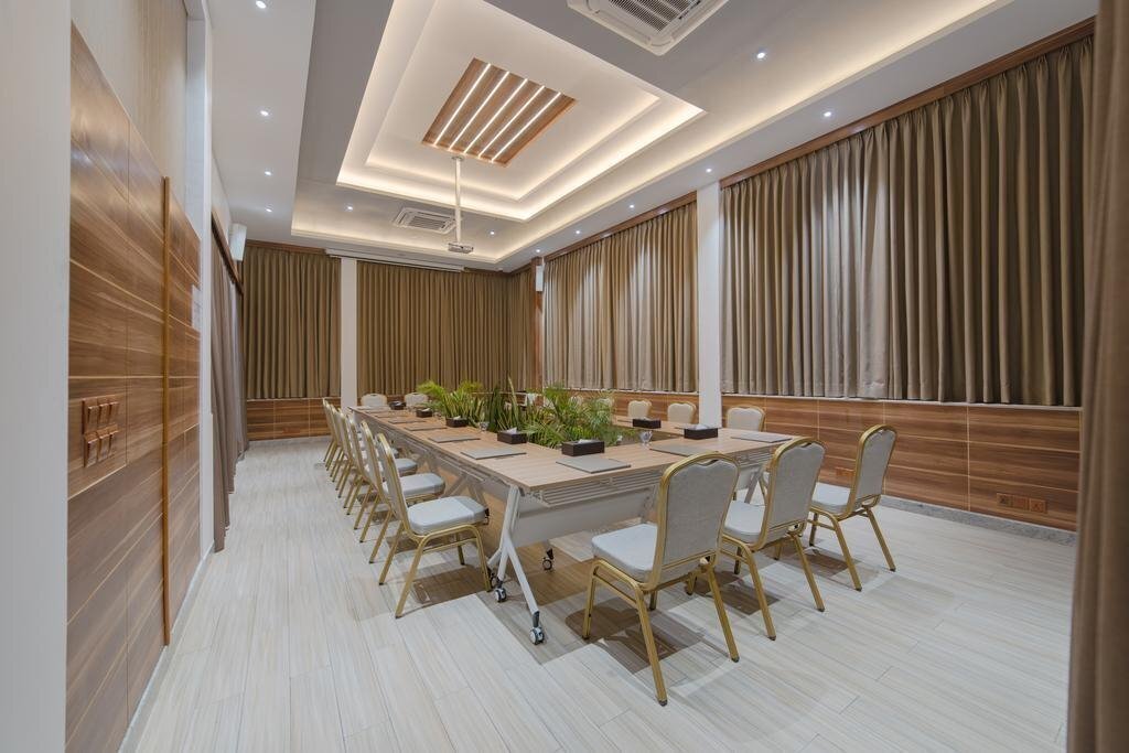 Фотография Hotel Ocean Grand At Hulhumale (Guest House) 4*