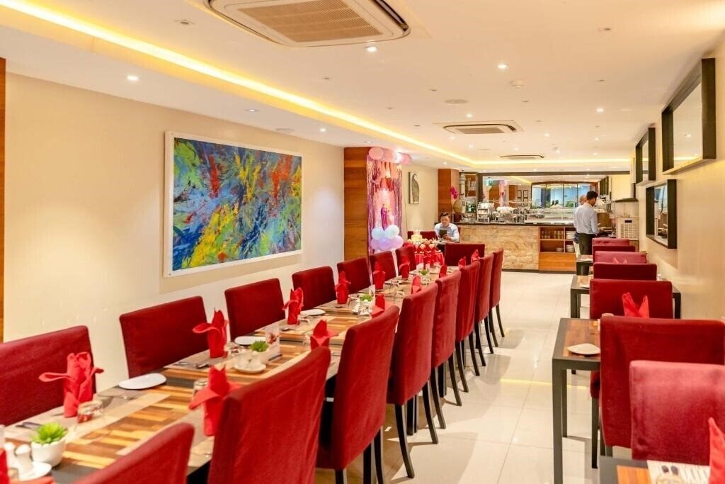 Фотографія The Somerset Hotel 4*