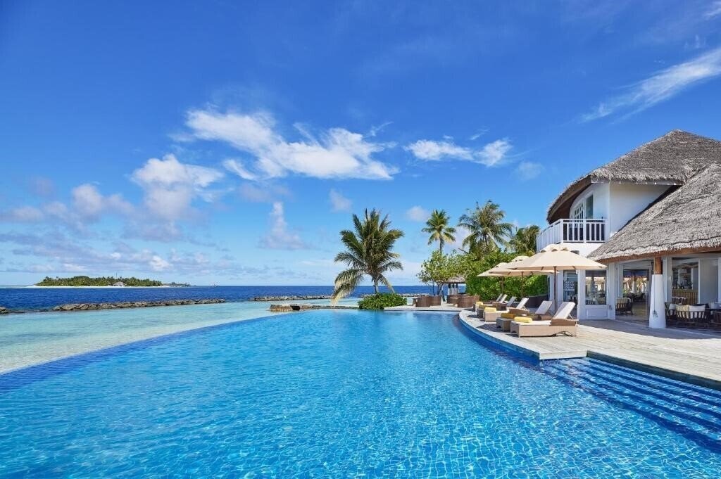 Фотографія NH Maldives Kuda Rah Resort 5*