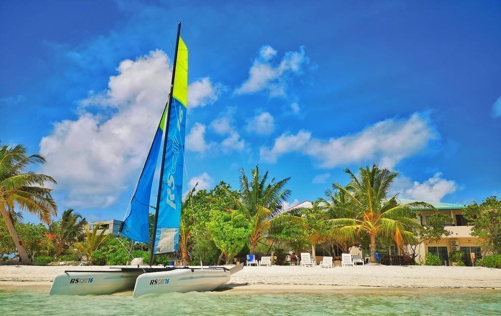 Фото Crown Beach Hotel Maldives 4*
