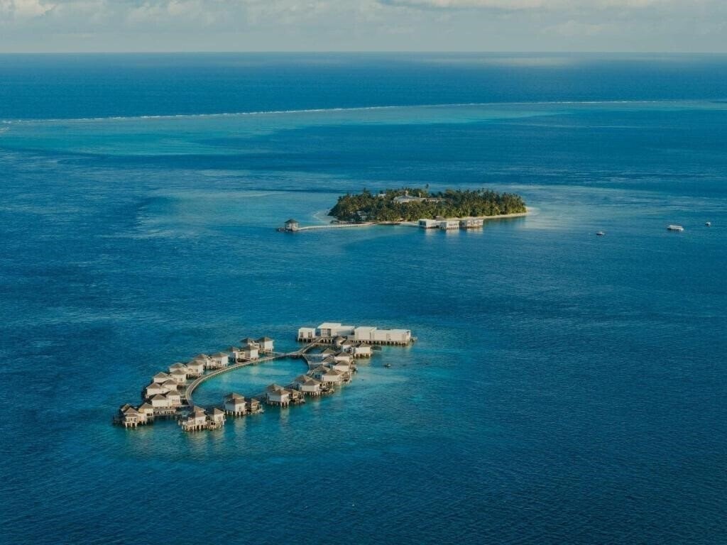 Готель Raffles Maldives Meradhoo 5*