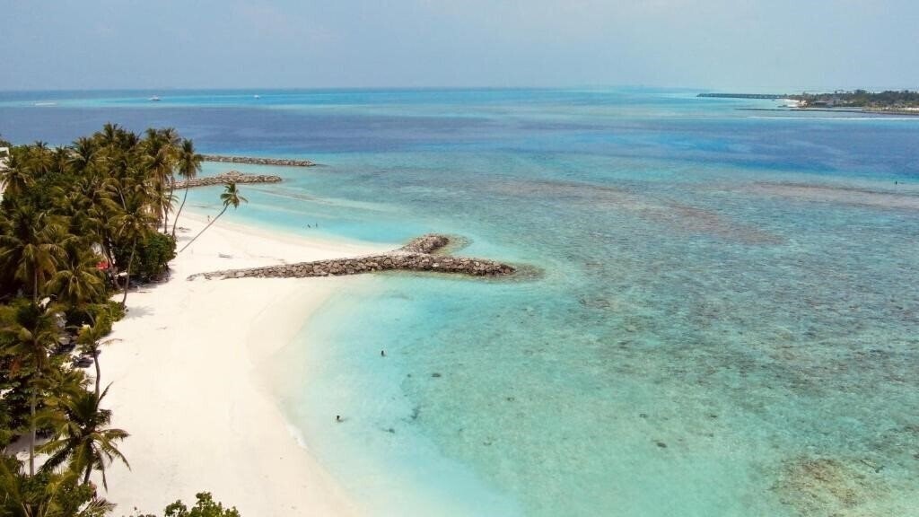 Отель Canopus Retreat Thulusdhoo 3*