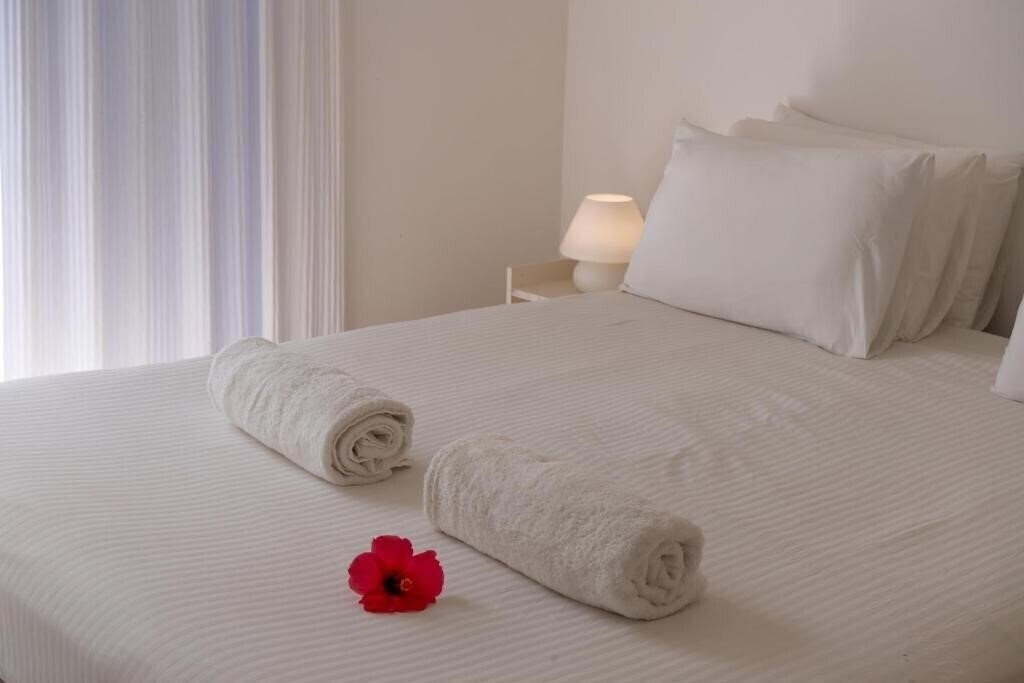 Готель Vaali Beach Lodge 3*