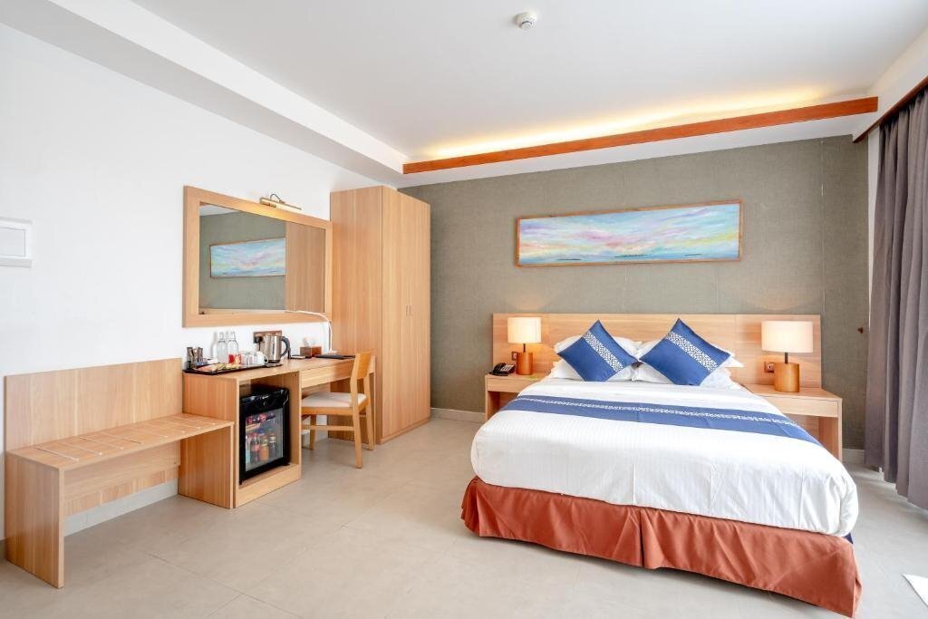 Фотографія Ayala Oceanview Maldives 4*