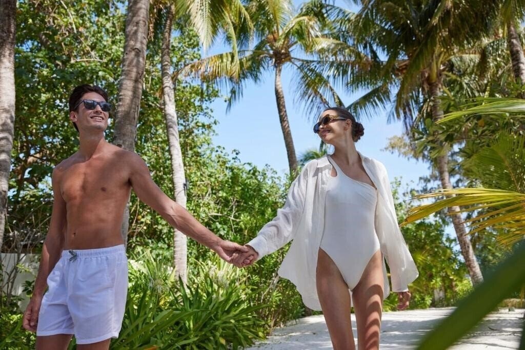 Картинка Centara Ras Fushi Resort & SPA 4*