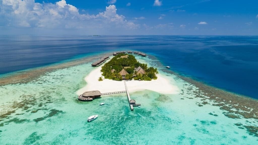 Отель V Villas Maldives at Mirihi MGallery Collection (ex. Mirihi Island Resort) 5*