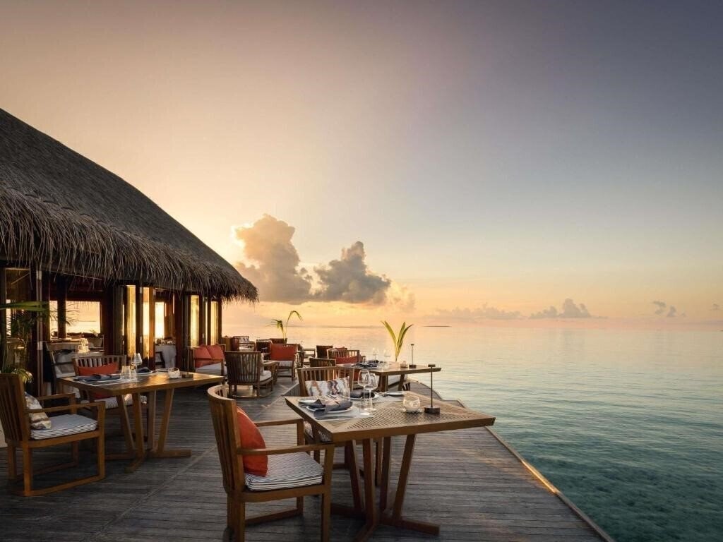 Картинка V Villas Maldives at Mirihi MGallery Collection 5*