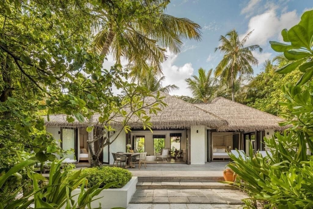 Фото Maalifushi By Como 5*