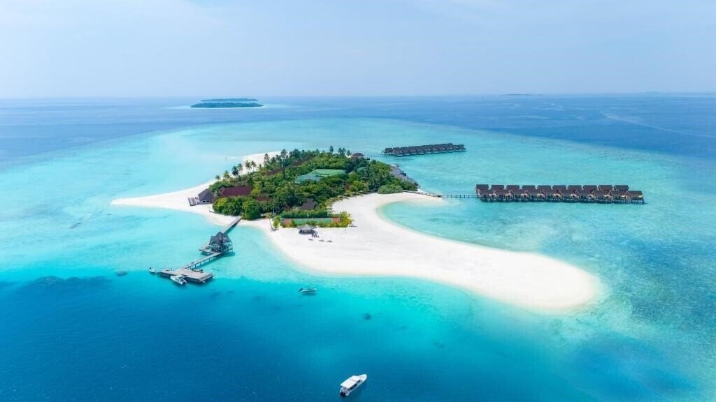 Готель Dhigufaru Island Resort 5*