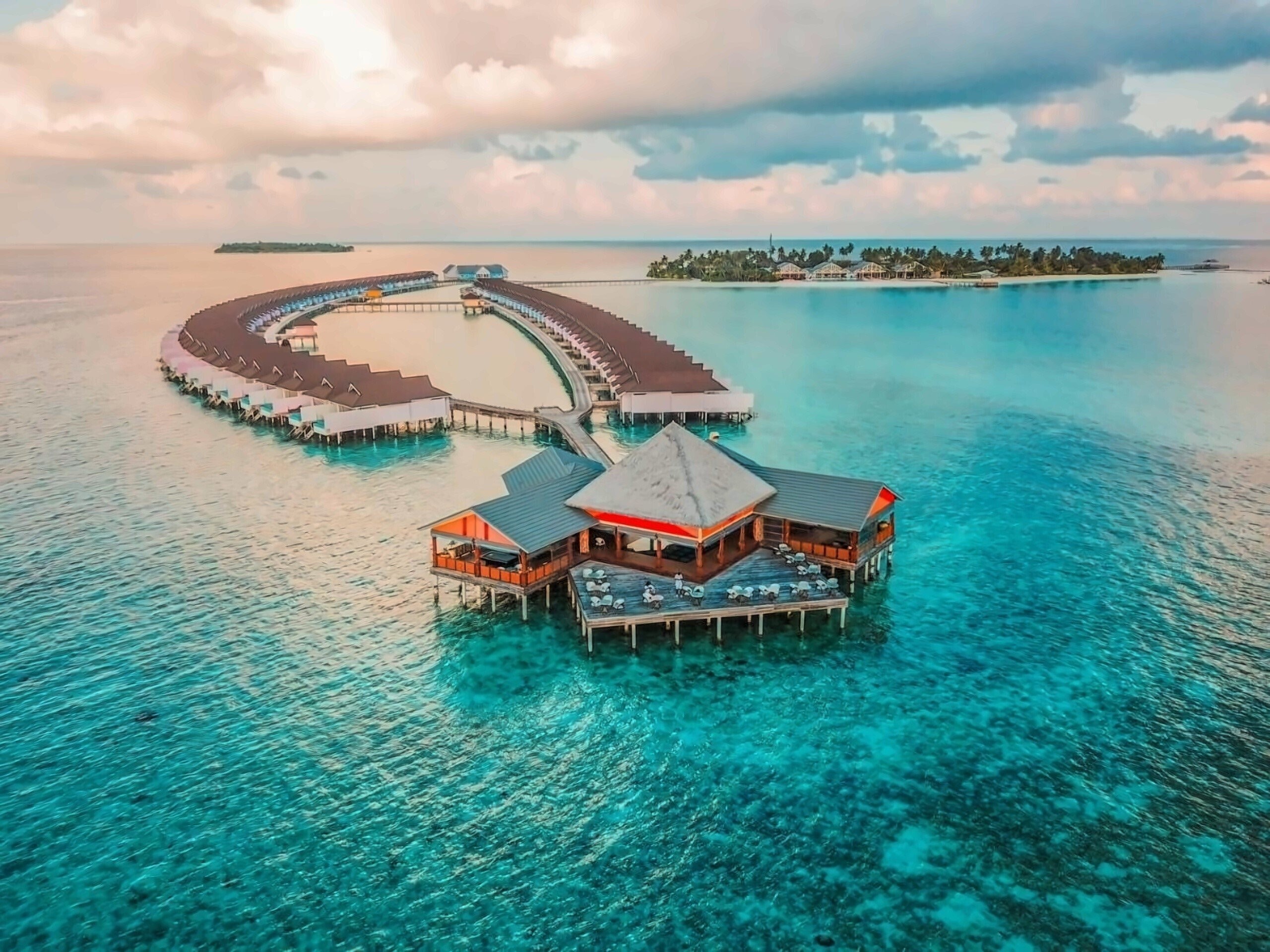 Фото The Standard Huruvalhi Maldives 5*