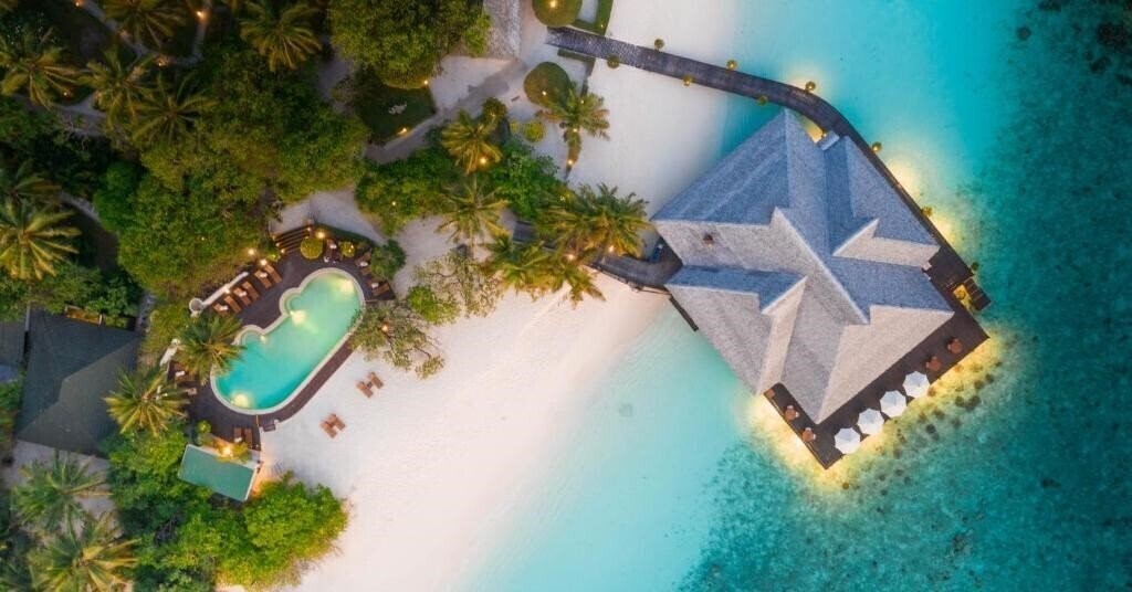 Готель Adaaran Select Meedhupparu 4*