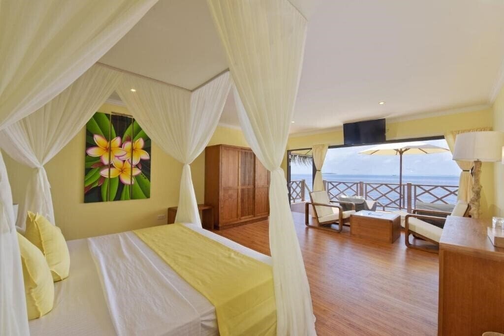 Изображение Thulhagiri Island Resort 4*