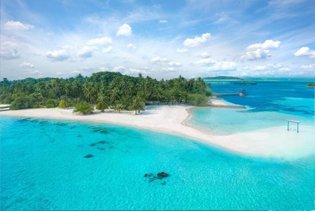 Изображение Adaaran Prestige Ocean Villas Hundhuran Fushi 4*