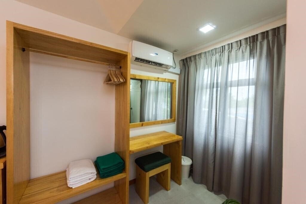 Фотографія Isla Dhiffushi Guest House гостиный двор