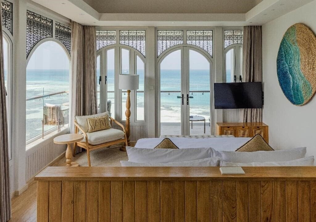 Изображение Stone Hotels, Dhiffushi 4*