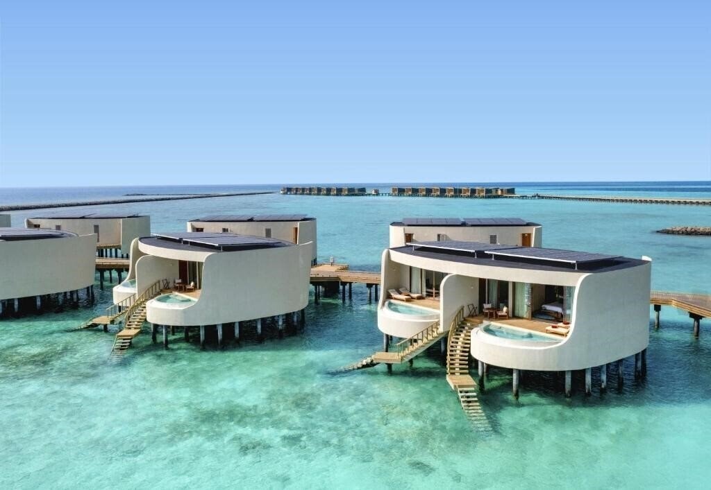 Картинка Centara Grand Lagoon Maldives 5*