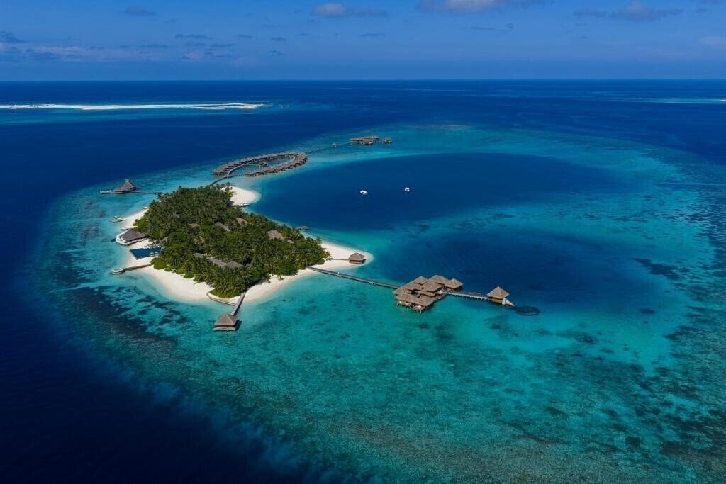 Готель Huvafen Fushi 5*