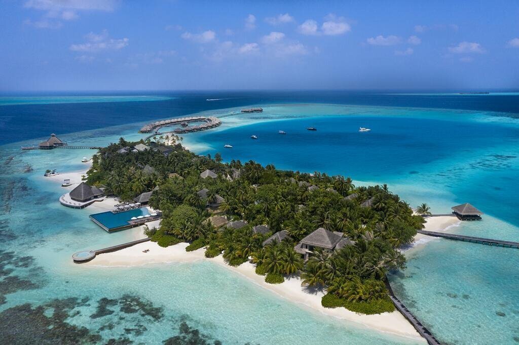 Готель Huvafen Fushi SPA Resort 5*