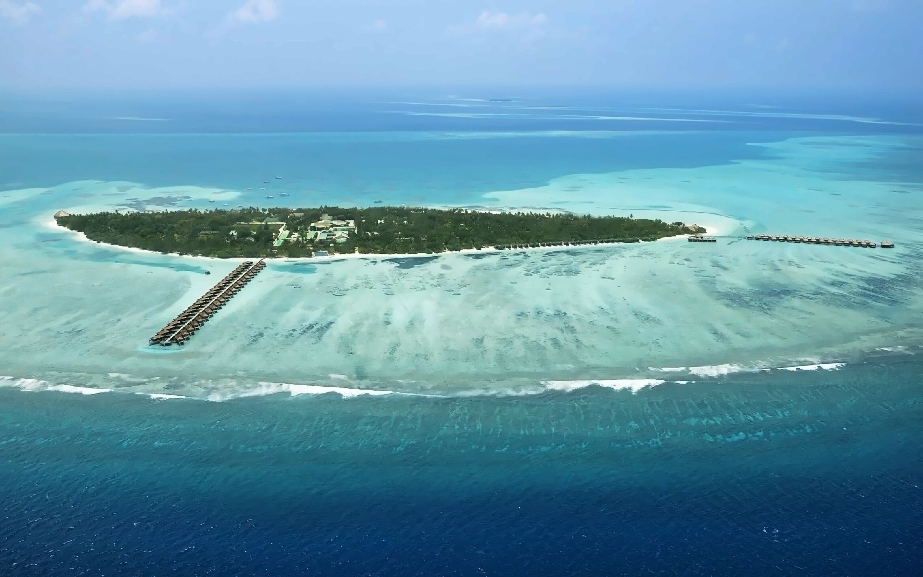Фотография Meeru Island Resort 4*
