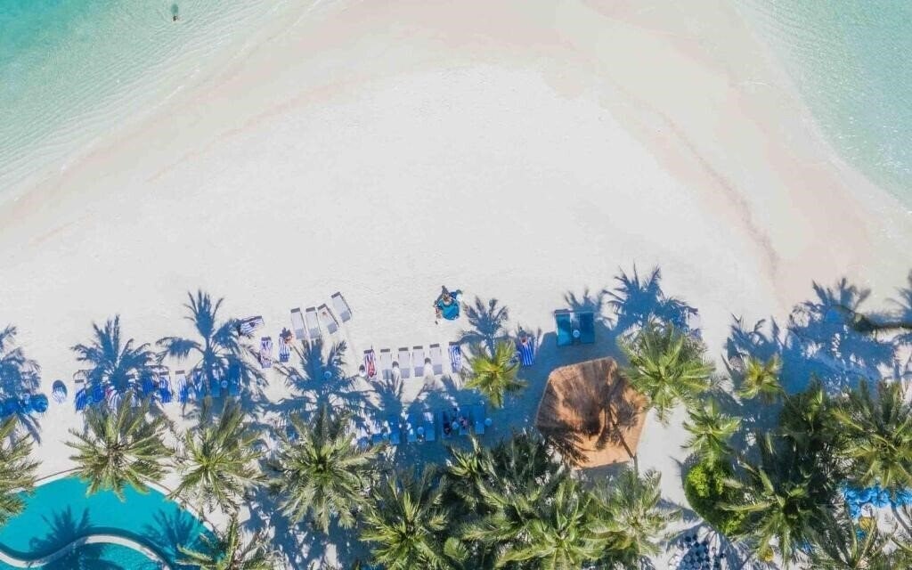 Фотография Holiday Inn Resort Kandooma Maldives 4*