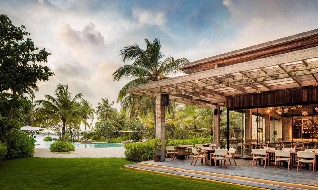 Отель Waldorf Astoria Maldives Ithaafushi 5*