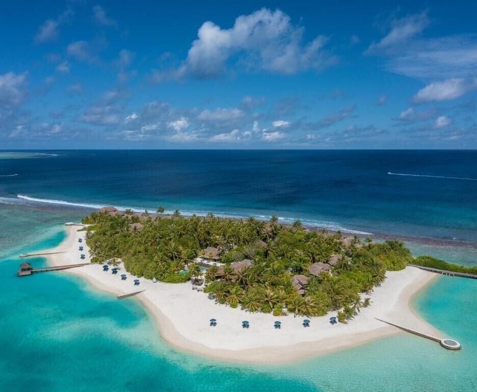 Готель Naladhu Maldives 5*