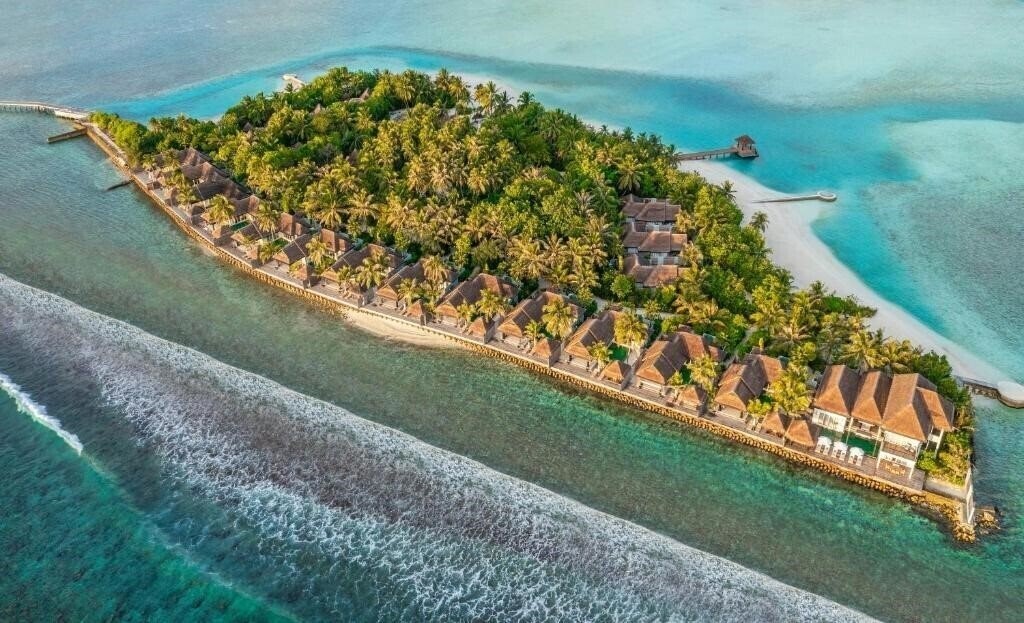 Фотографія Naladhu Maldives 5*