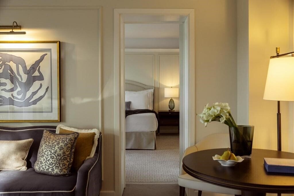 Фото Corinthia Palace Hotel & Spa 5*