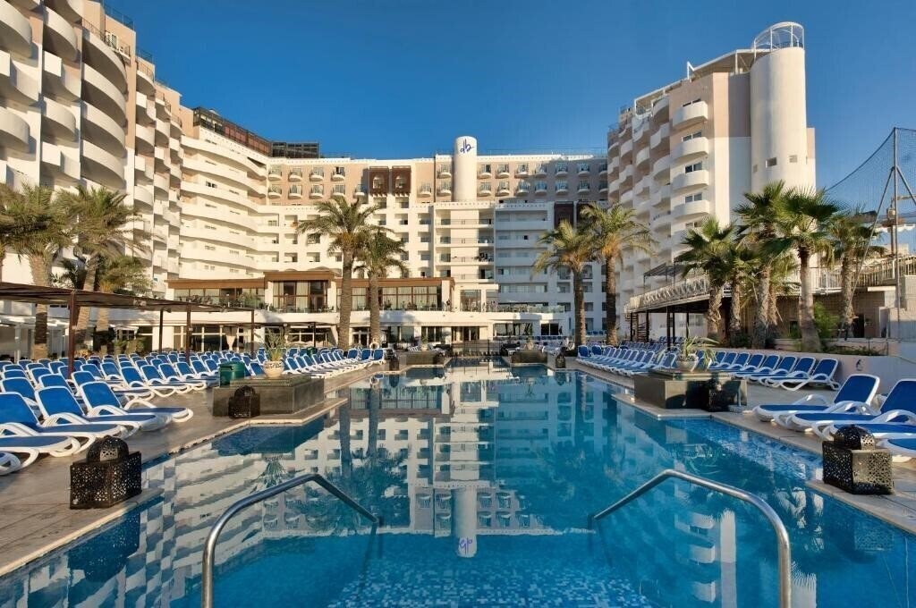 Отель San Antonio Hotel & Spa 4*
