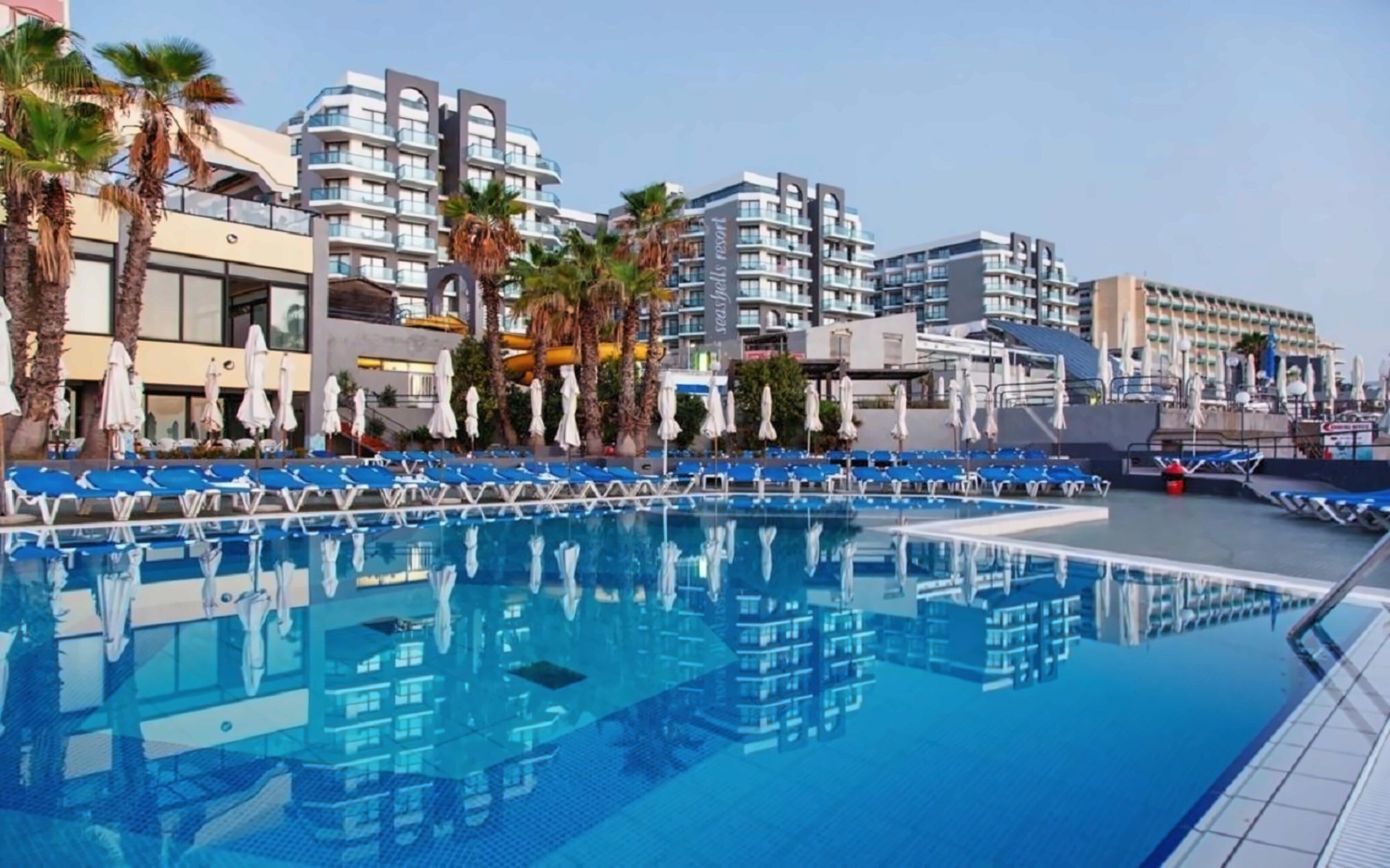 Отель Seashells Resort At Suncrest 4*