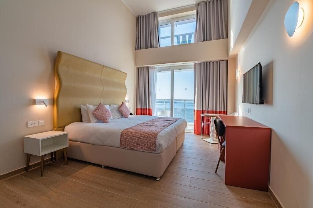 Фото Seaview Hotel 4*