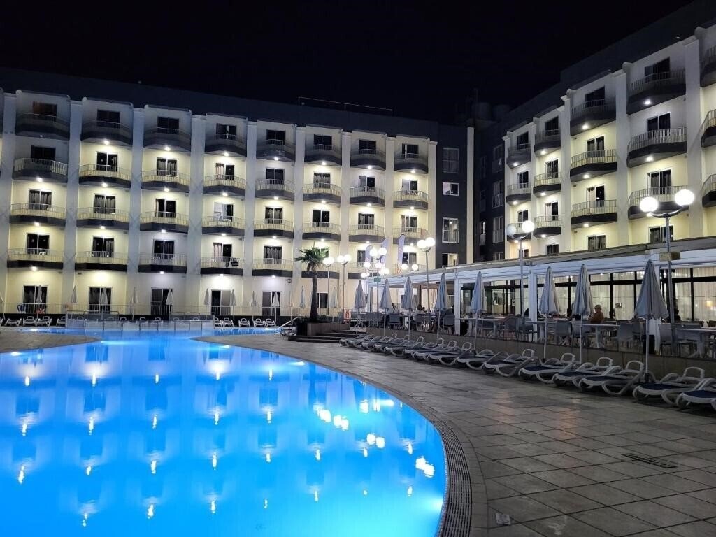 Готель Oriana At The Topaz Hotel 4*