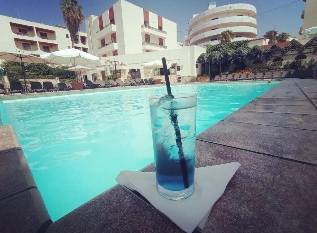 Готель The San Anton Hotel 3*