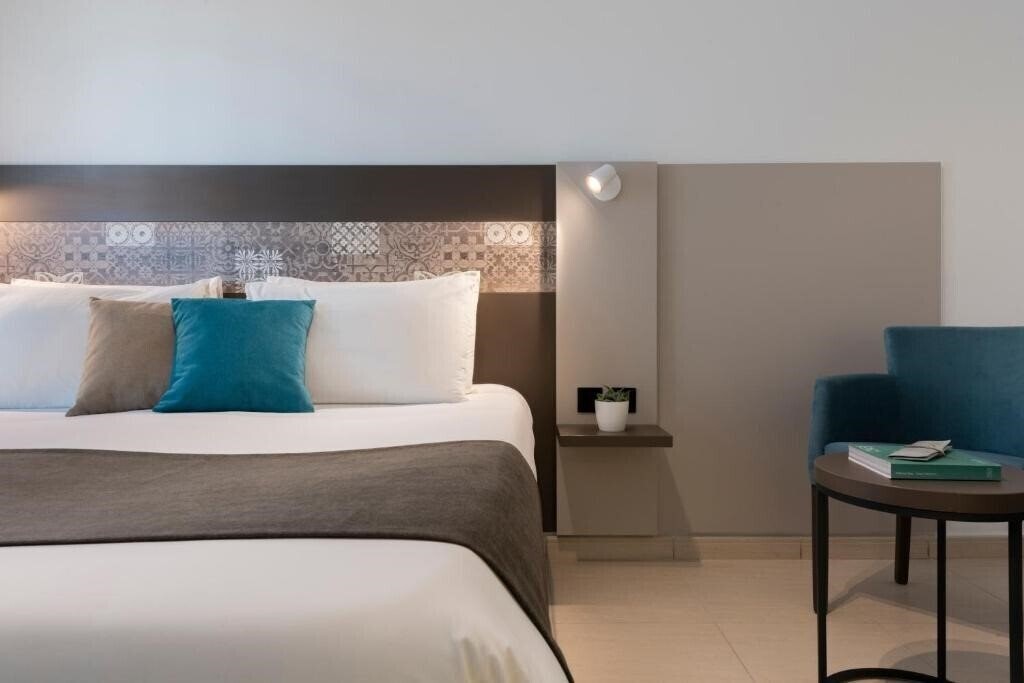 Готель St Bayview Hotel 3*