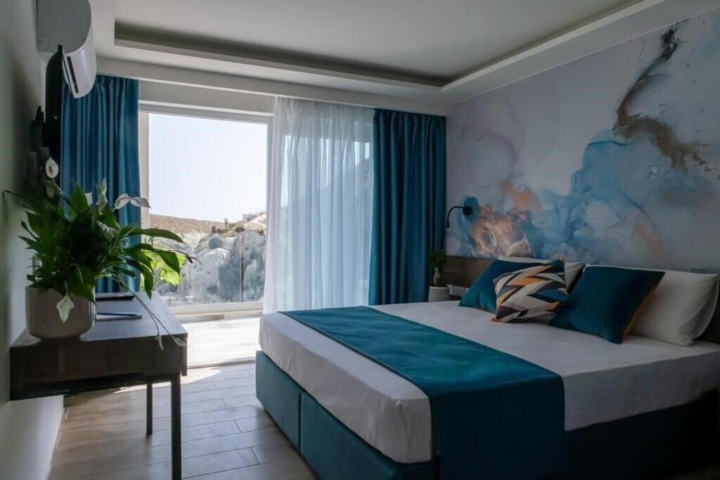 Фото Blu Waters Boutique Hotel 3*