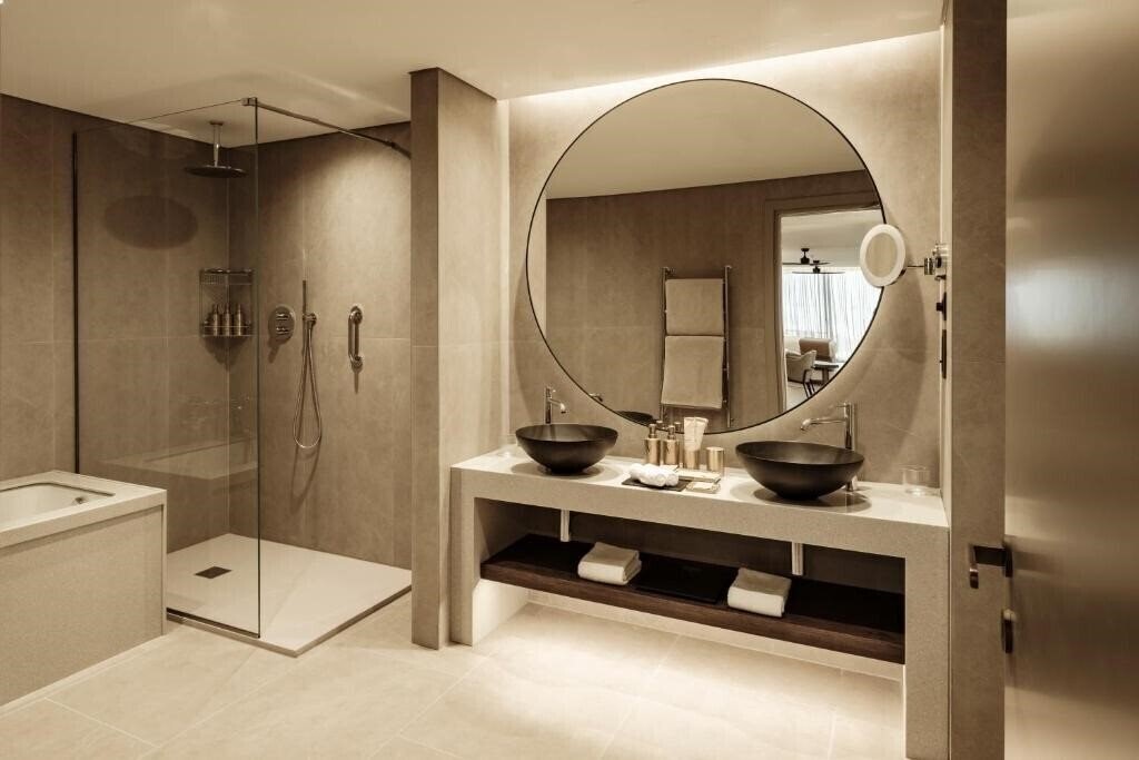 Фотографія AX The Heights Residences 4*