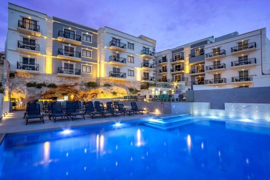Отель Pergola Club Hotel & Spa 4*