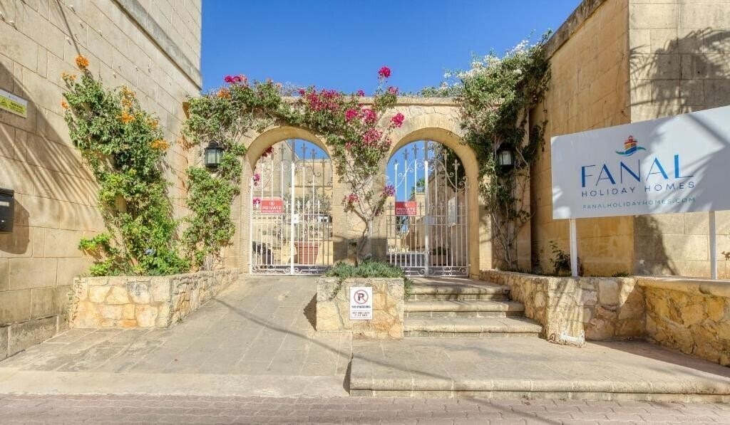 Готель Tal Fanal Village 3*